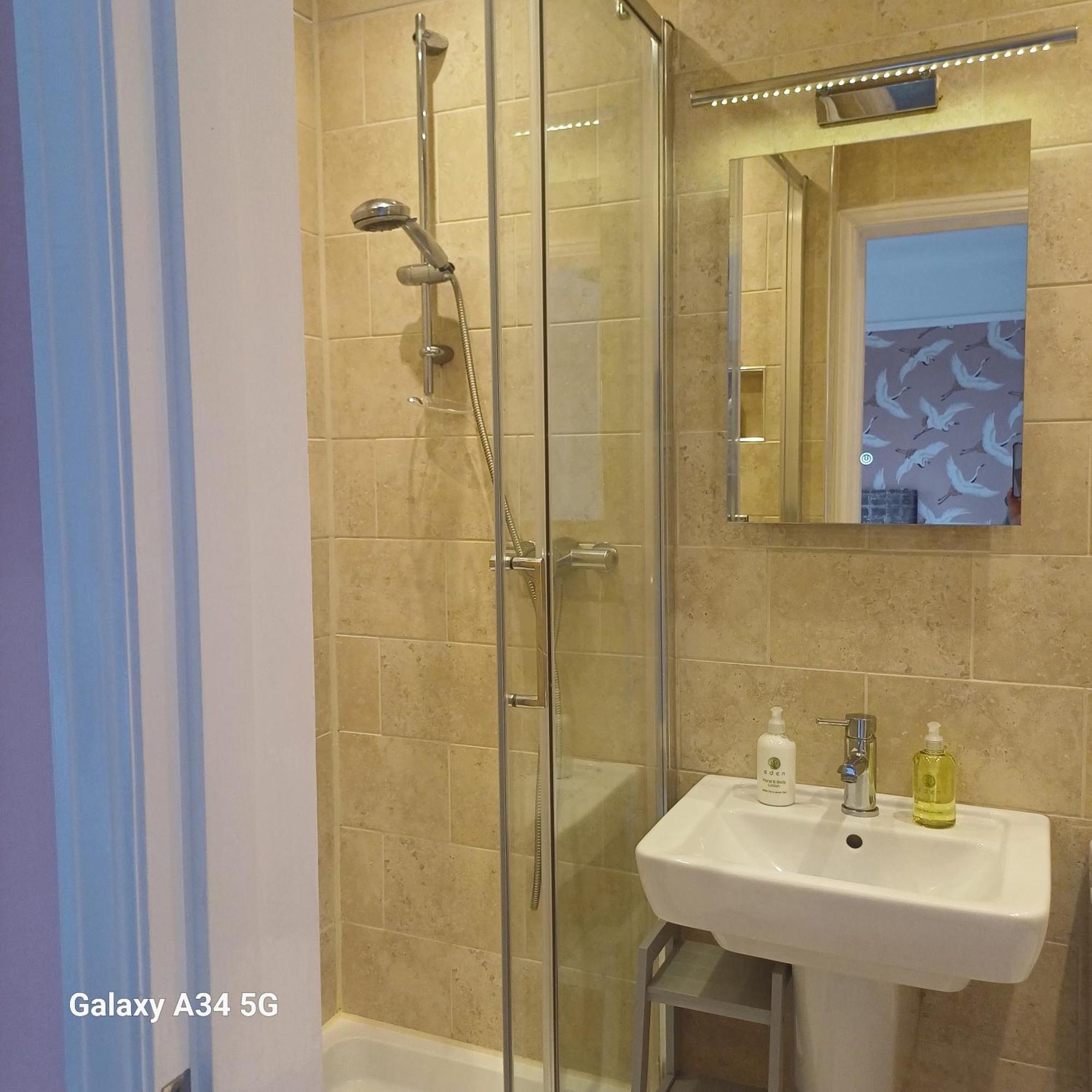 Double or Twin Room with Partial Sea View,1619709618:JPEG